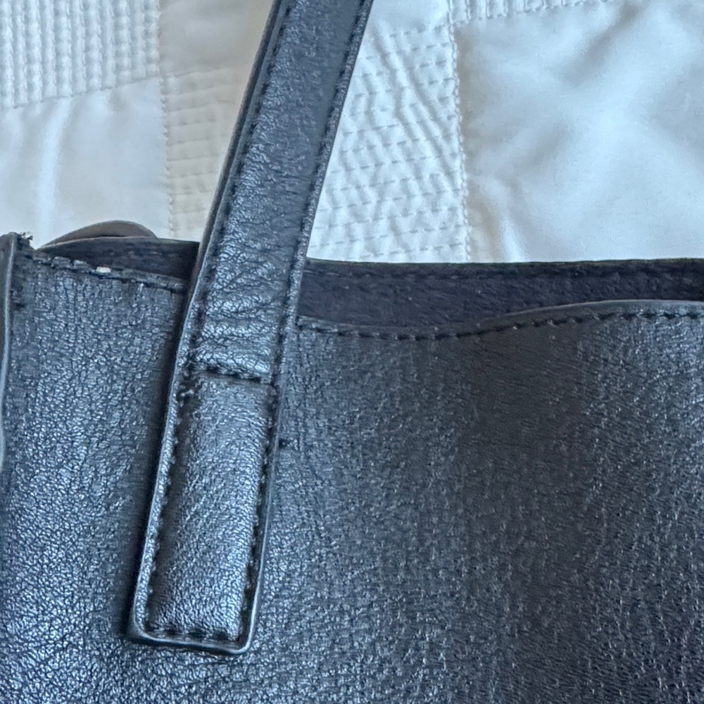 Pixie Mood Black Tote - Picture 6 of 7